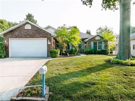 Explore the homes with Newest Listings that are currently for sale in <b>Columbia</b>, <b>IL</b>, where the average value of homes with Newest Listings is $125,000. . Zillow columbia il